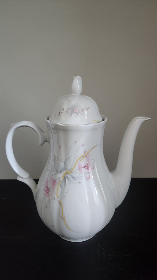 Vintage Boris Kidric Yugoslavia porcelain tea pot