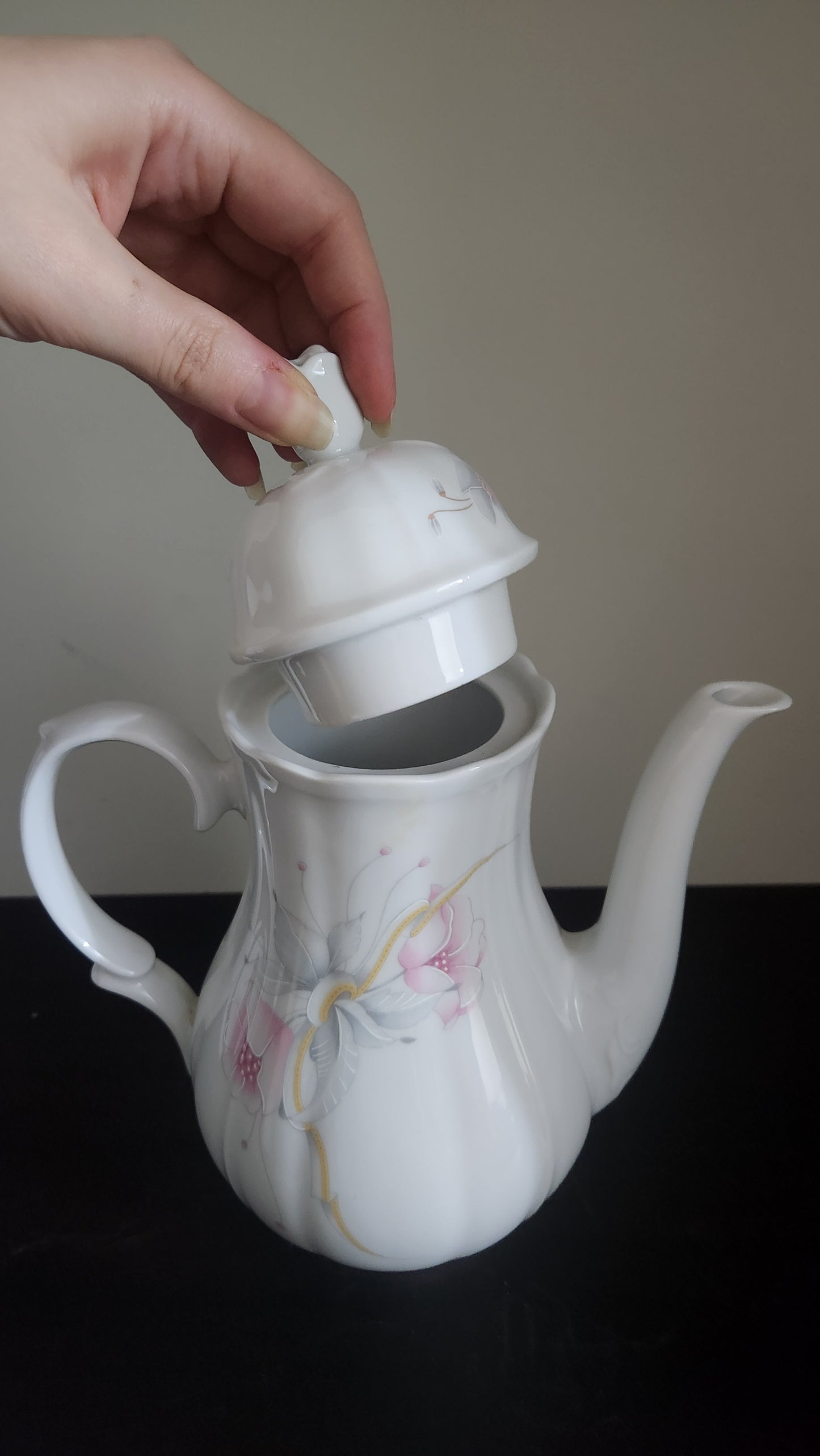Vintage Boris Kidric Yugoslavia porcelain tea pot
