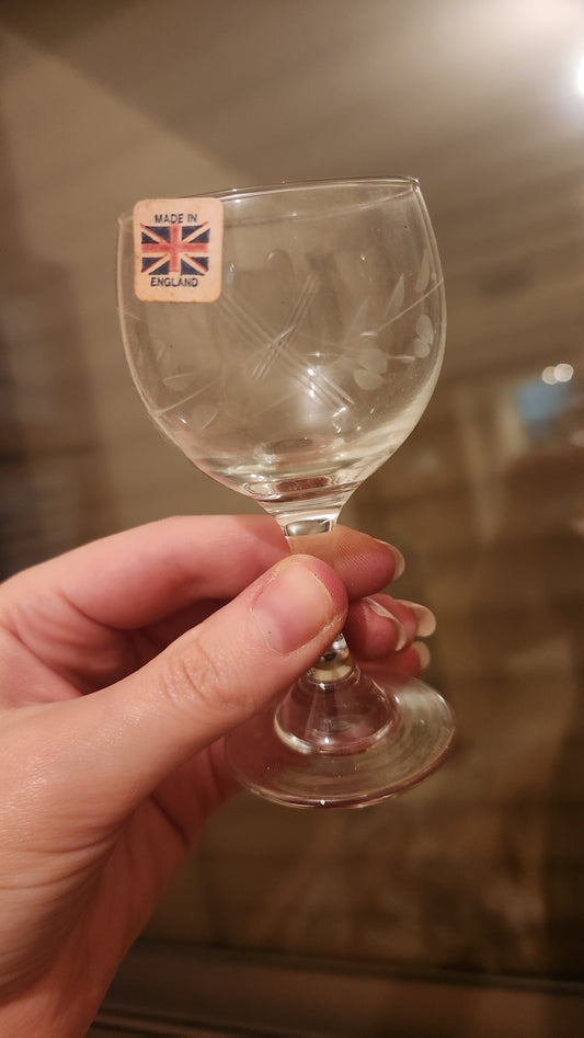 set of 6 crystal wine glasses