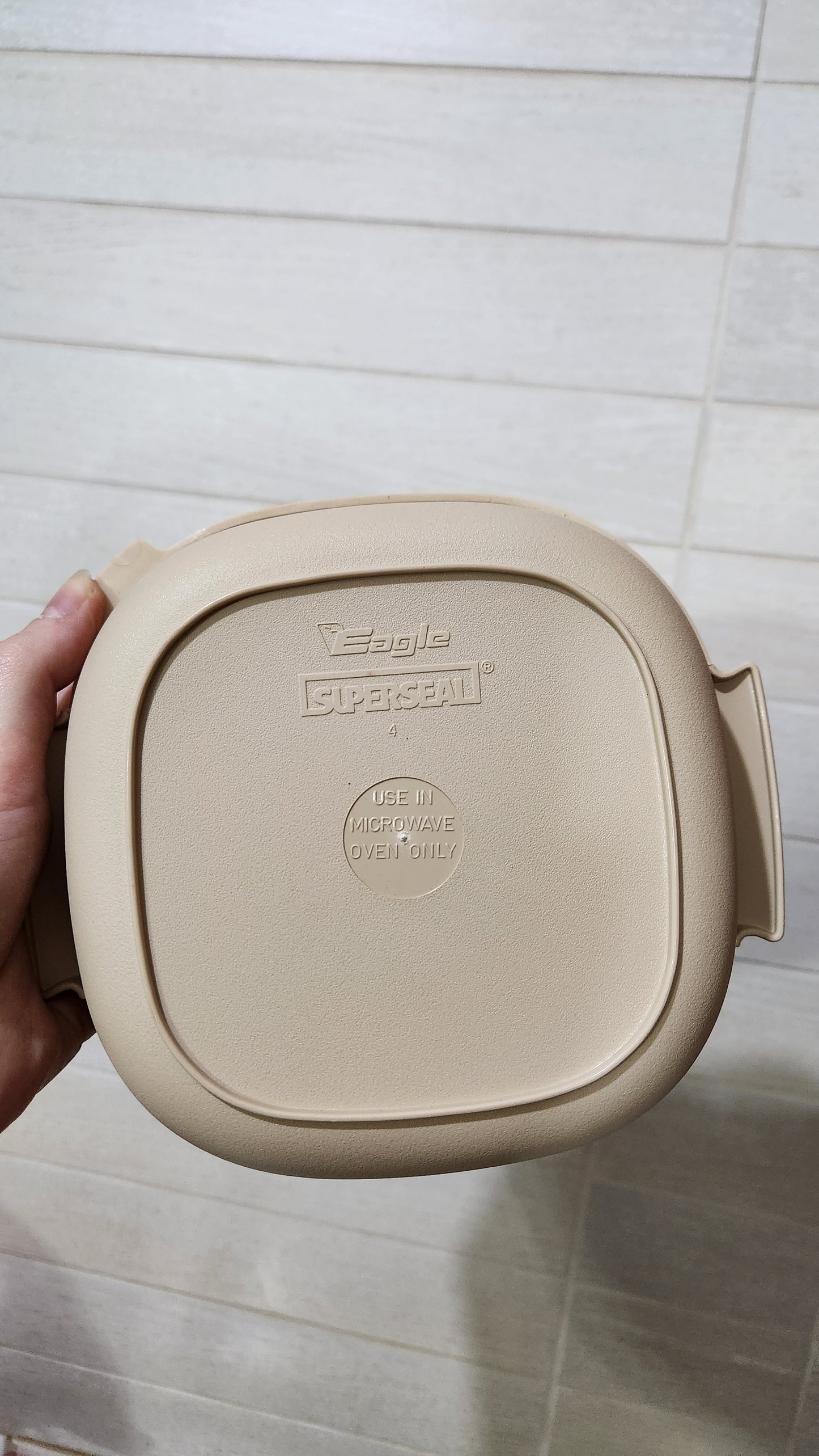 Superseal Microaides 1.5 Pt. Single Serving Casserole with Lid