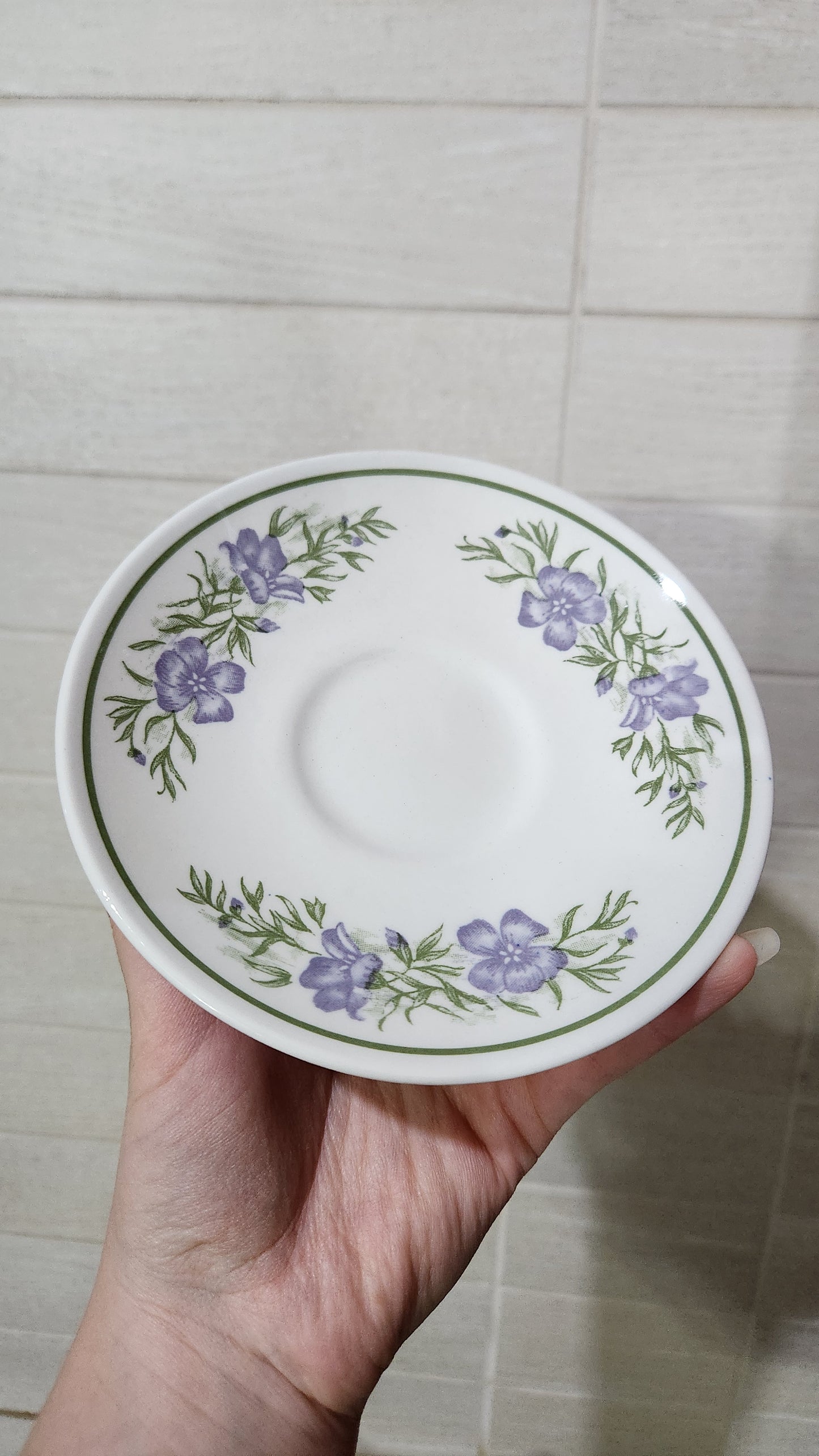 Vintage Churchill England 12pc Tea/Coffee Set - Daisy Pattern