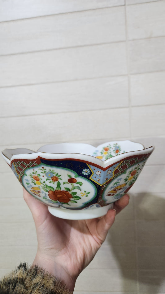 Miyako Handcrafted Porcelain Imari Ware 7-inch Lotus Bowl