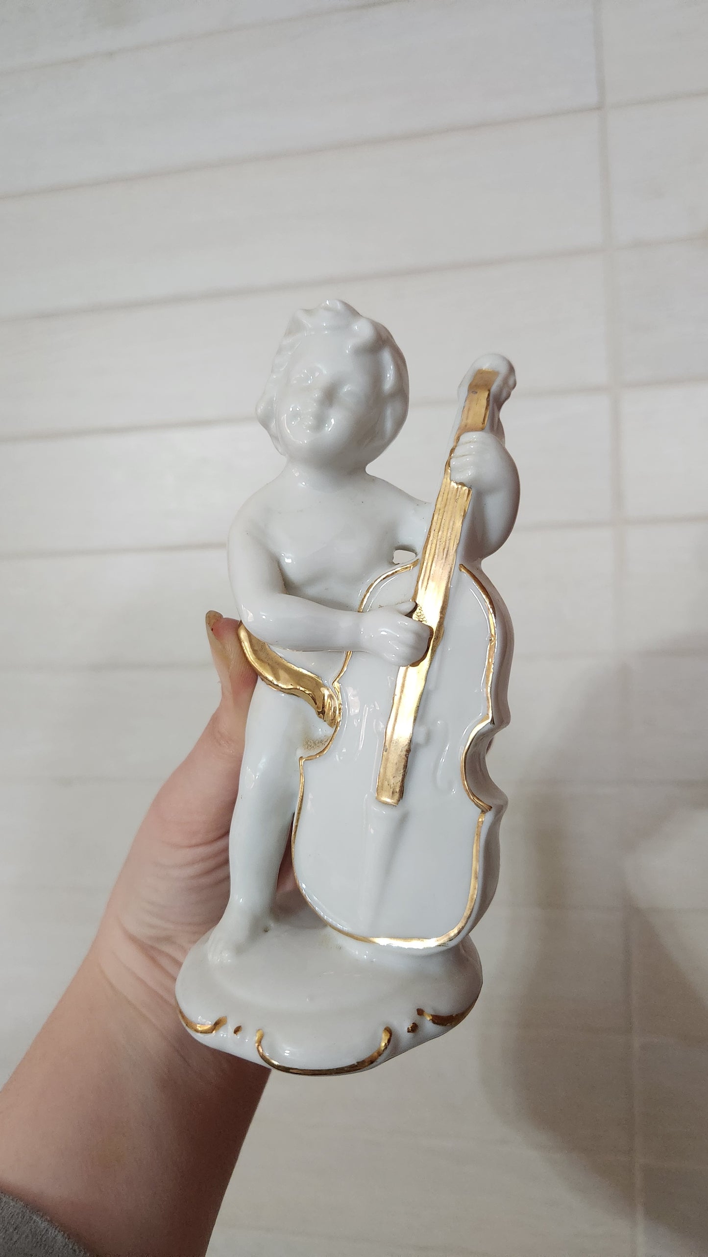 Set of 5 Vintage Fine Porcelain Musical Cherubs/Putti Figurines with Gold Gilt Detail – 14cm