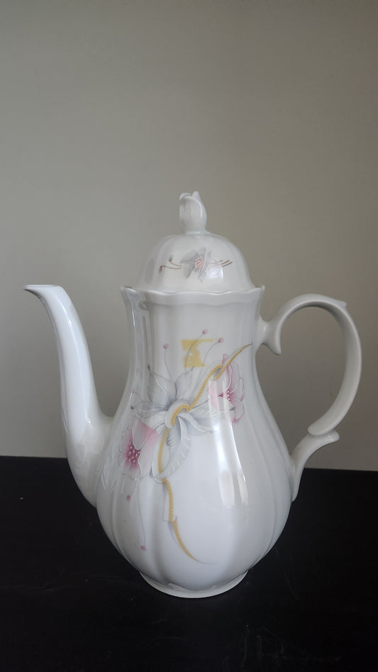 Vintage Boris Kidric Yugoslavia porcelain tea pot