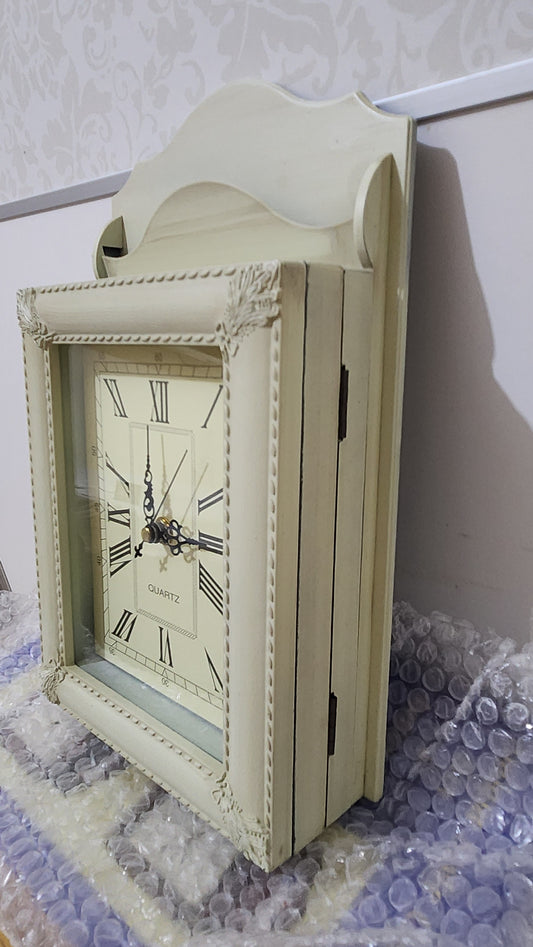 vintage quartz Hanging Letter And Key Holder With Clock - white - Antique Style