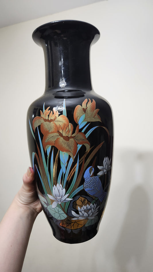 vintage 12'' Italian porcelain vase