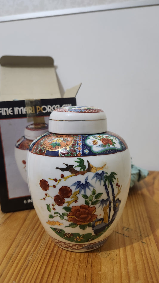 Vintage Miyako Imari Ware Handcrafted Porcelain 6-inch Ginger Jar