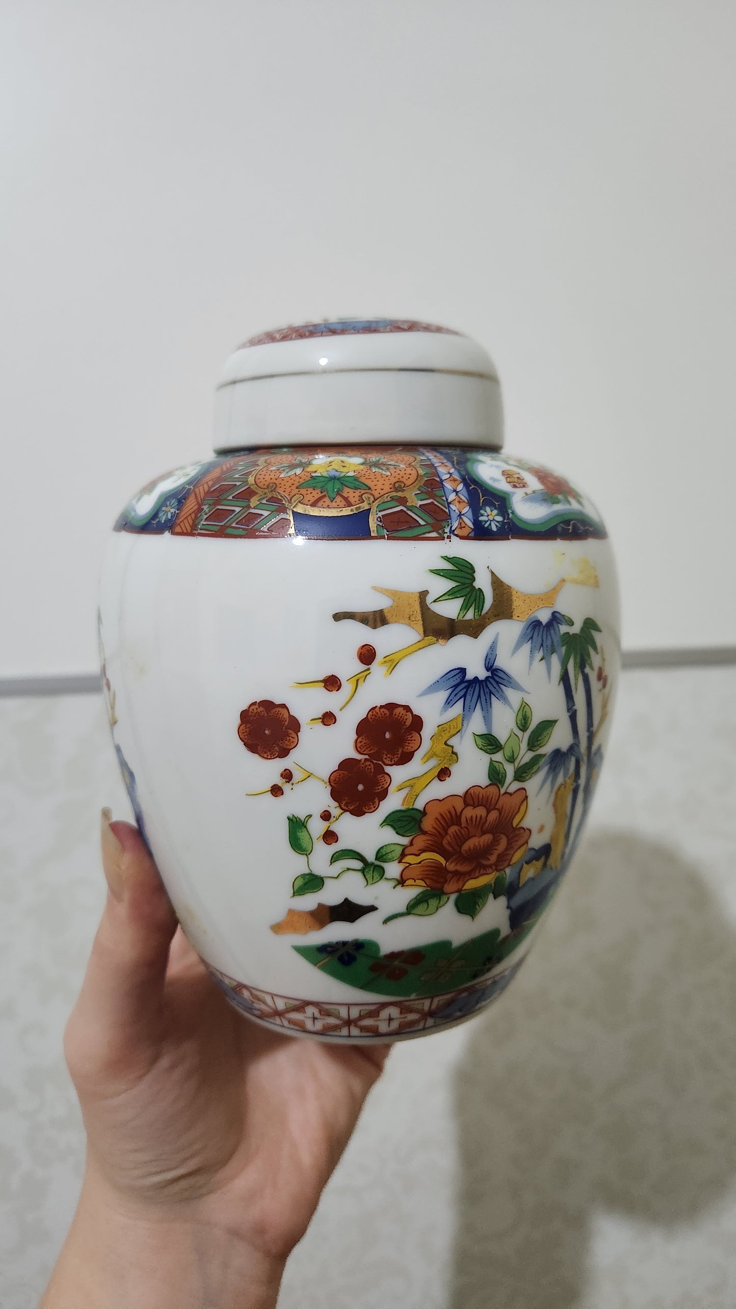 Vintage Miyako Imari Ware Handcrafted Porcelain 6-inch Ginger Jar