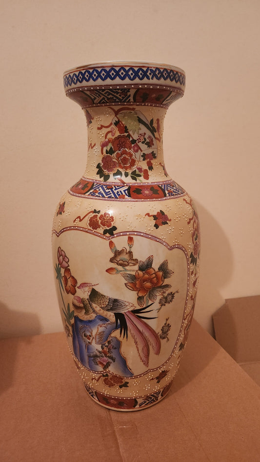 Large vintage chinese porcelain vase