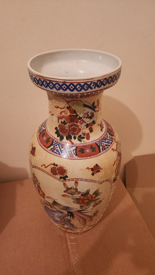 Large vintage chinese porcelain vase
