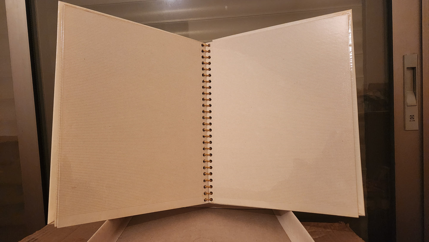 Vintage 80’s  Magic magnetic Photo Album