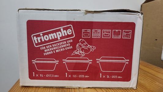 Set of 3 arcopal Triomphe baking and microwave dishes