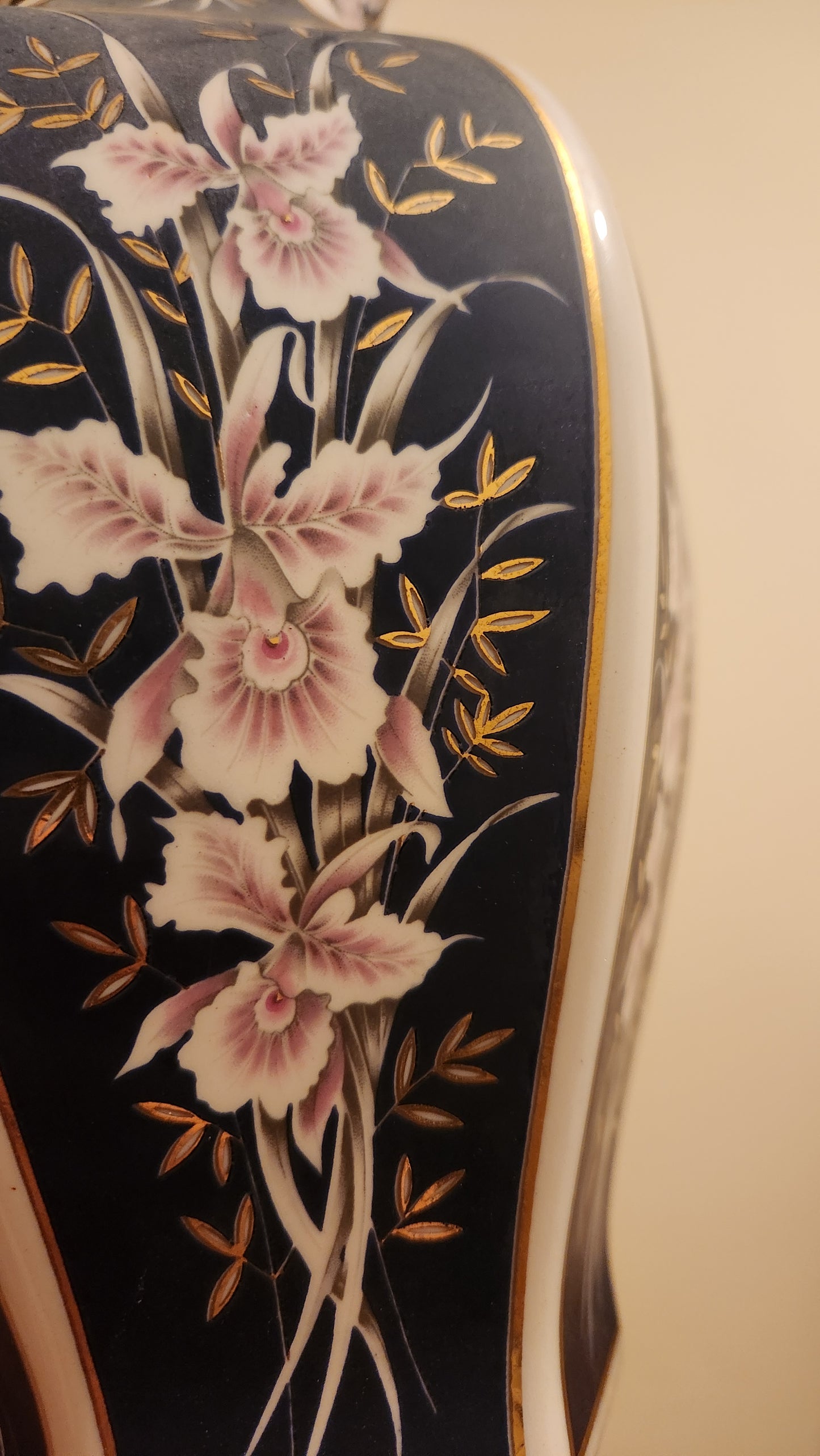 Royal Doulton "Blue Iris" vase