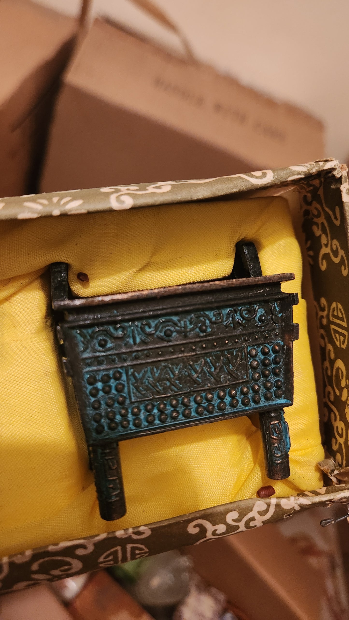 Vintage miniature Chinese bronze ritual vessels