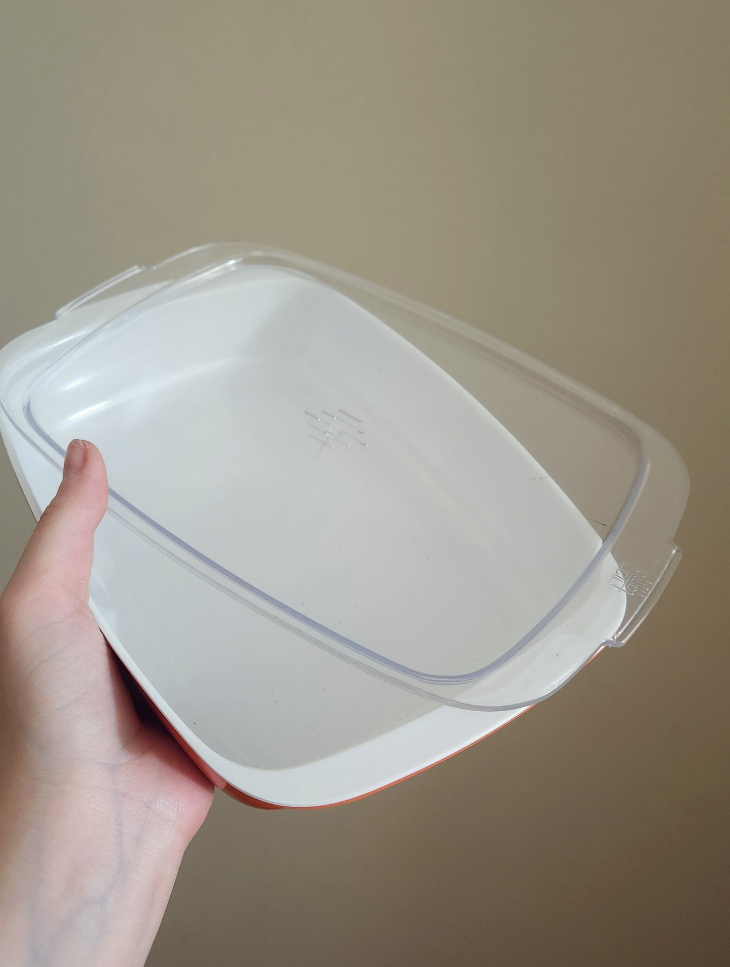 2 Tama Melamine Storage Containers with Lids