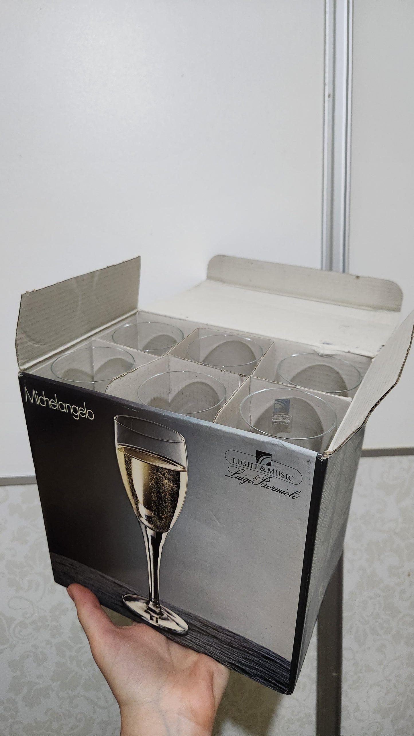 6 Bormioli Michelangelo Sparking Wine/Flute Glasses