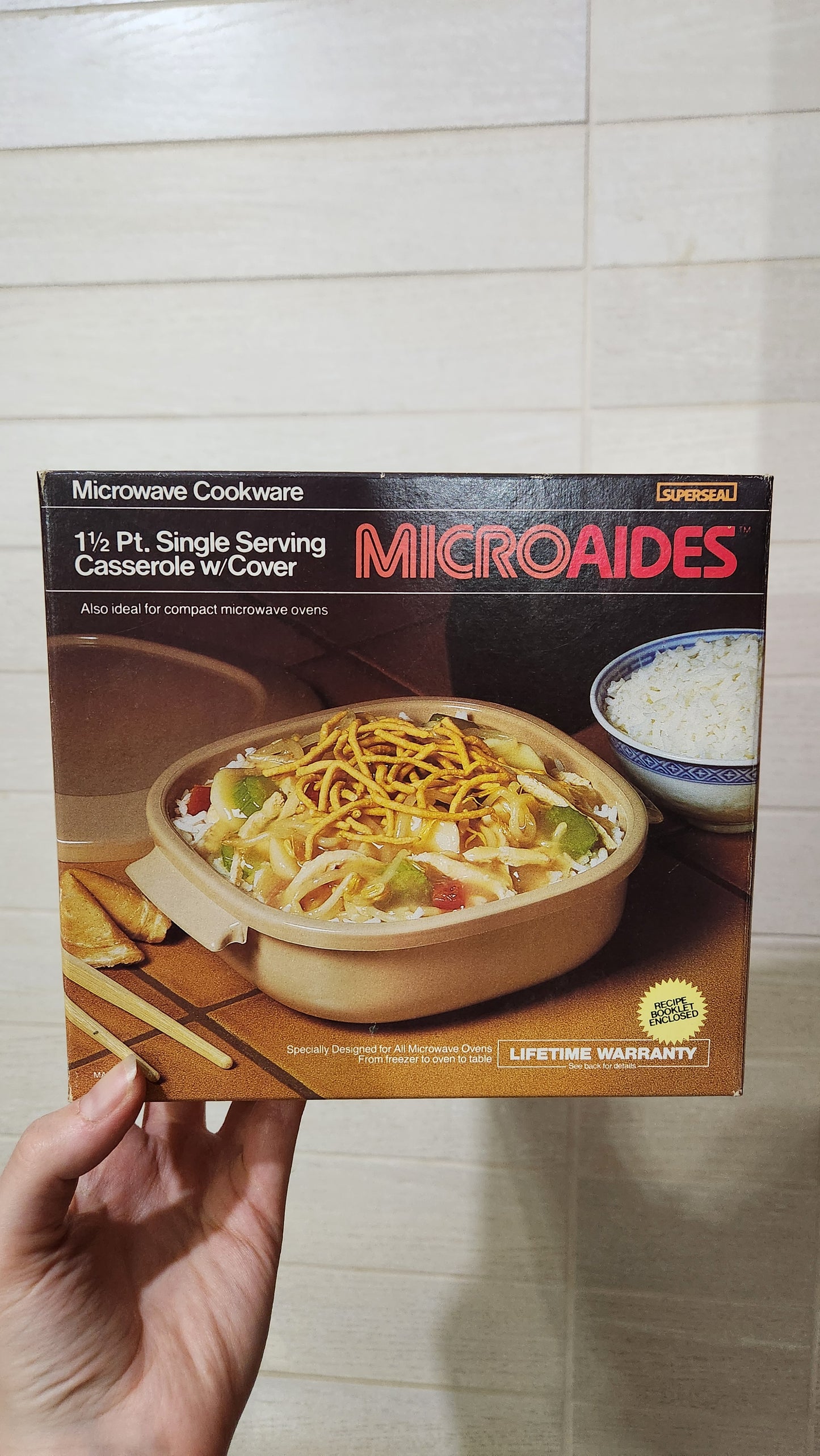 Superseal Microaides 1.5 Pt. Single Serving Casserole with Lid