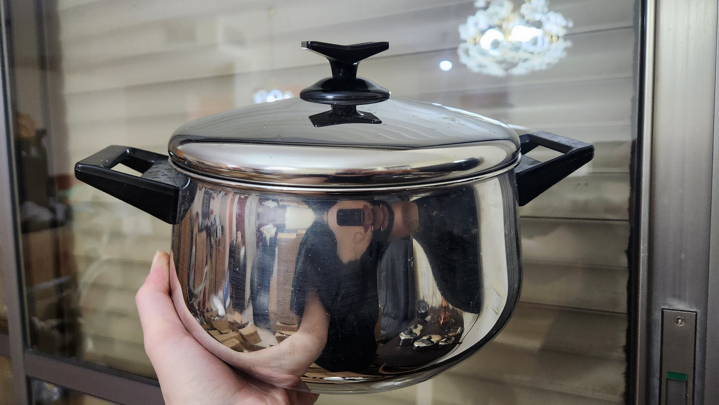 Vintage unused 4 liter soltam stainless steel pot