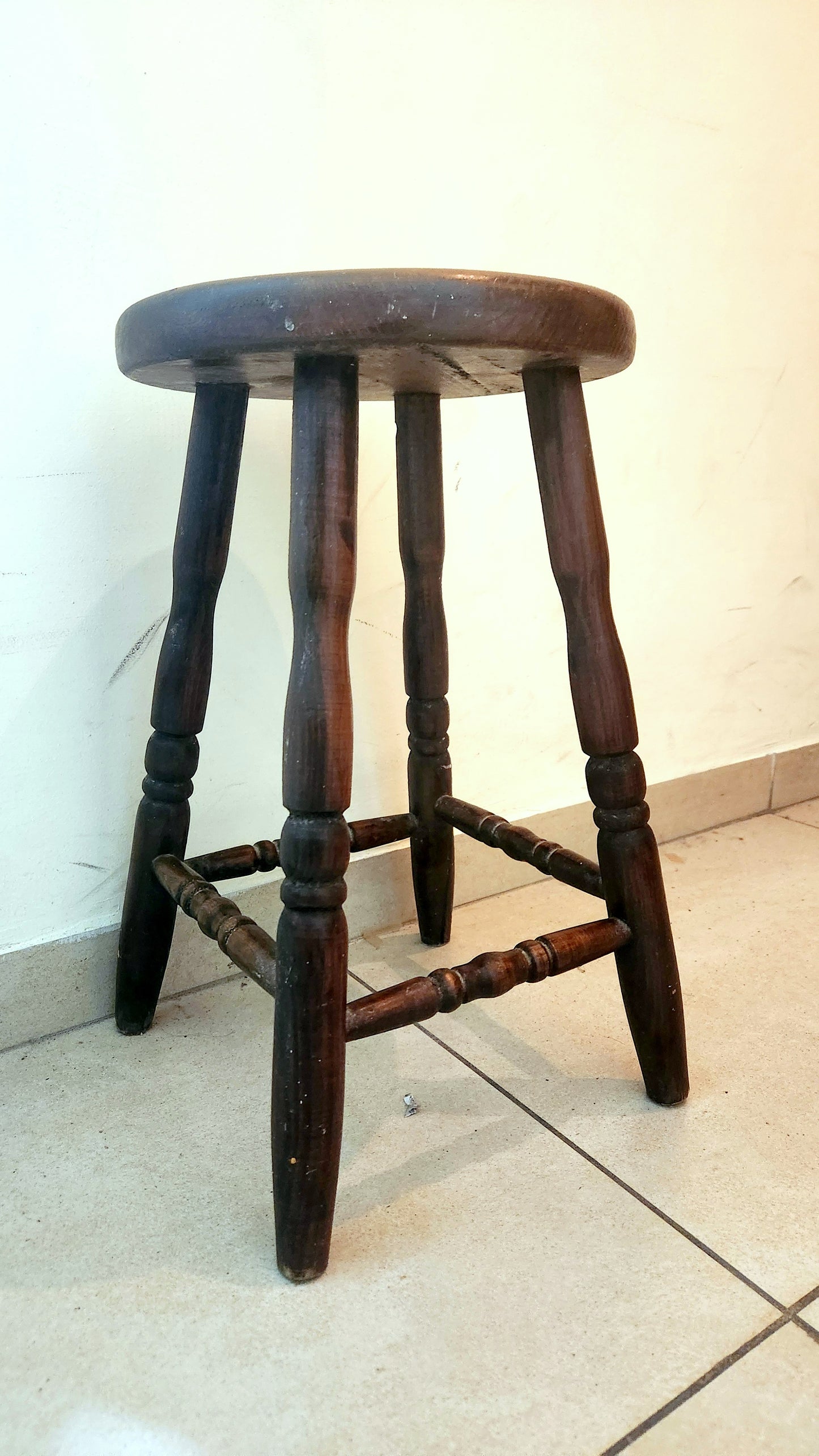 Rustic Round Wooden Milking Stool - Farmhouse Style Handcrafted End Table