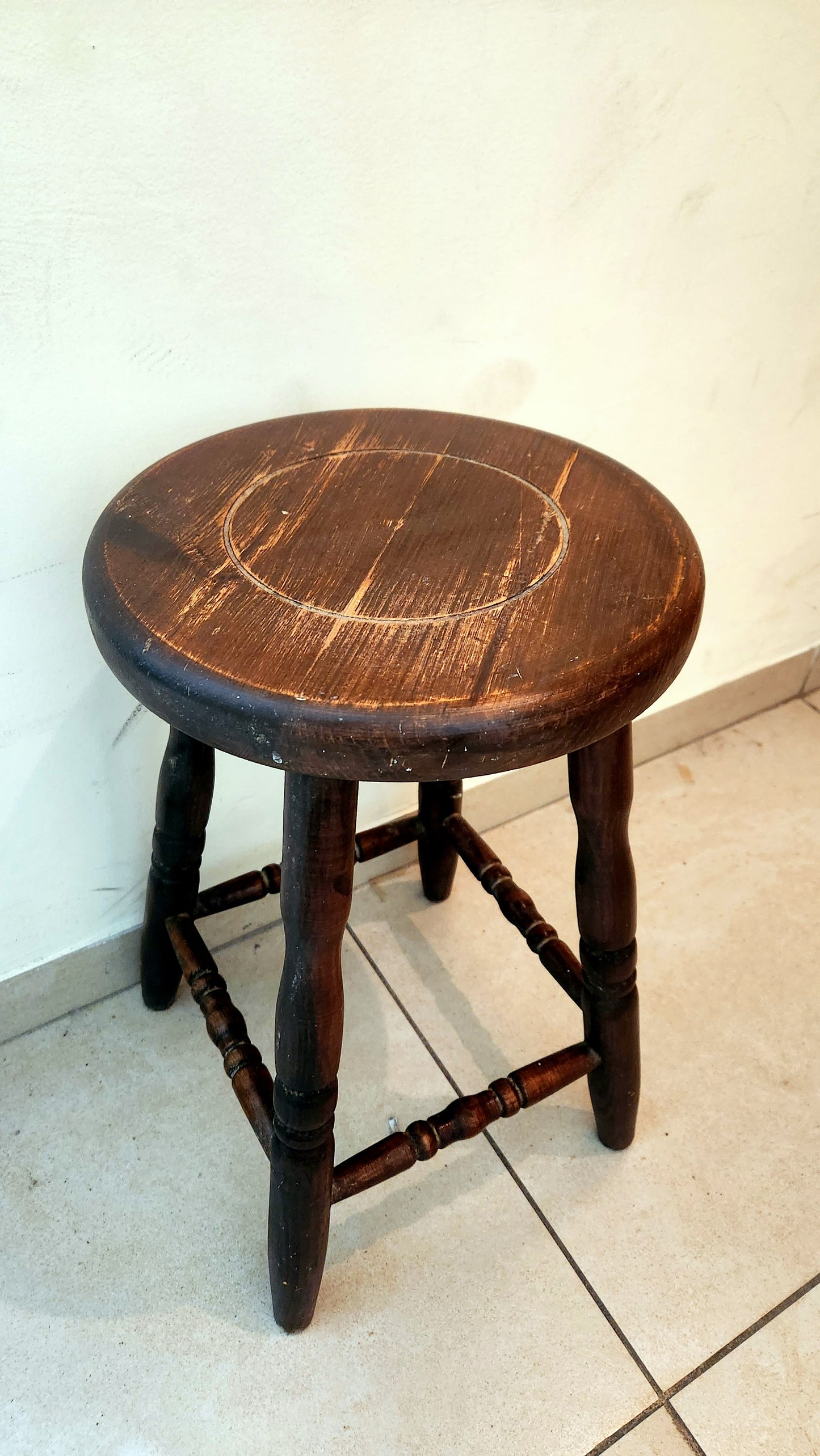 Rustic Round Wooden Milking Stool - Farmhouse Style Handcrafted End Table