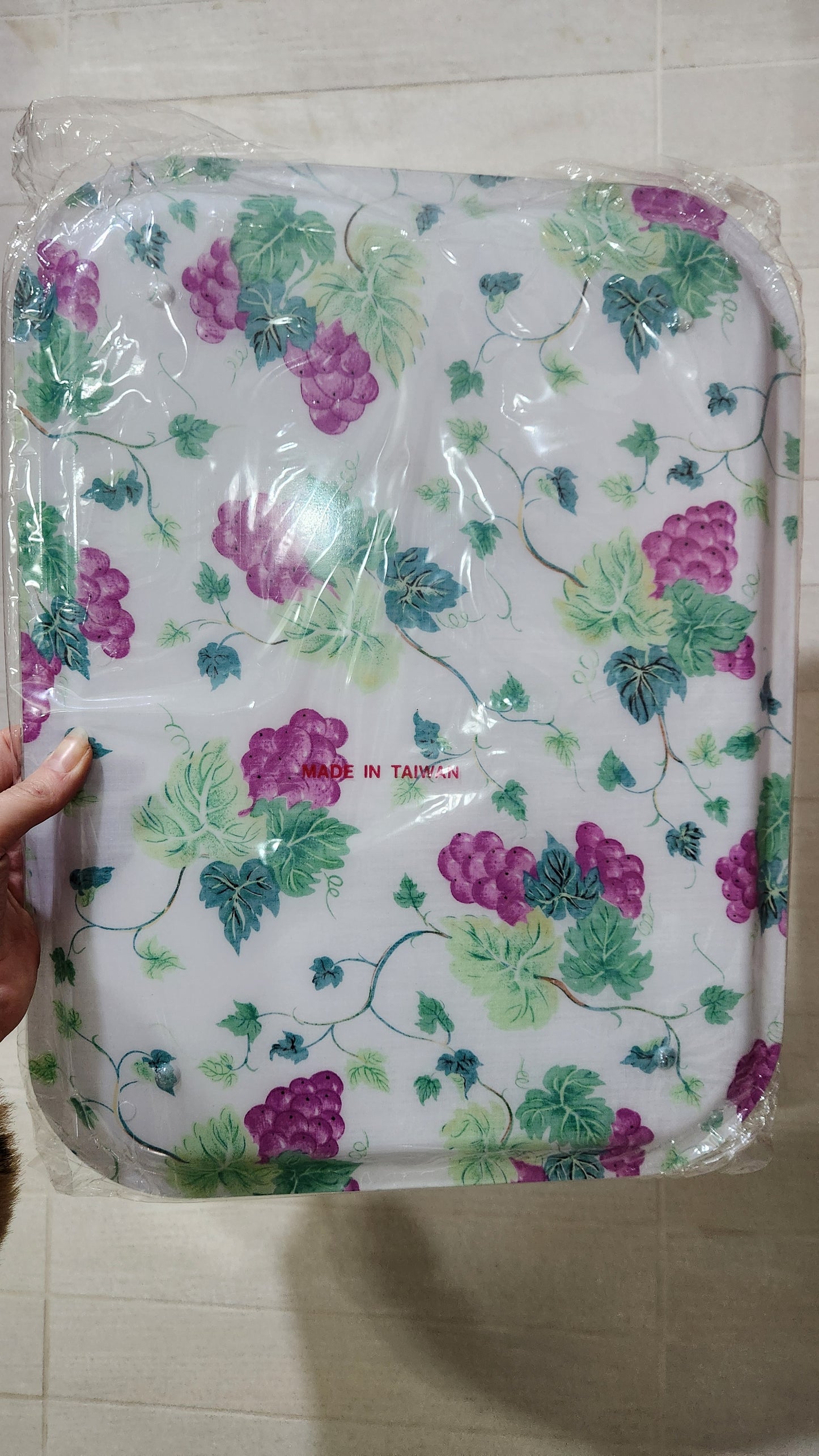 Set of 2 Grape Vine Pattern Melamine Serving Trays
