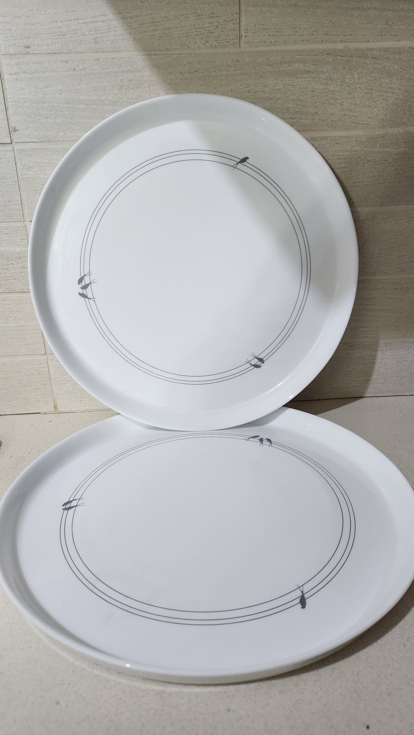 2 Harmonia Spain White Opal Glass Dinner Plates