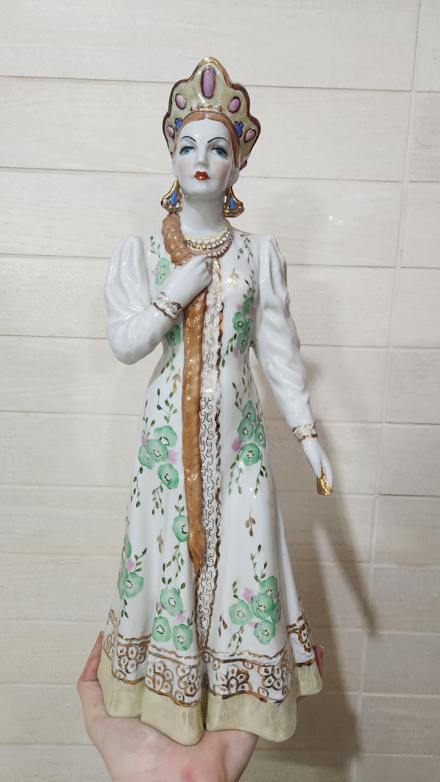 Soviet Porcelain Figurine "Vasilisa the Beautiful" - Dulevo USSR