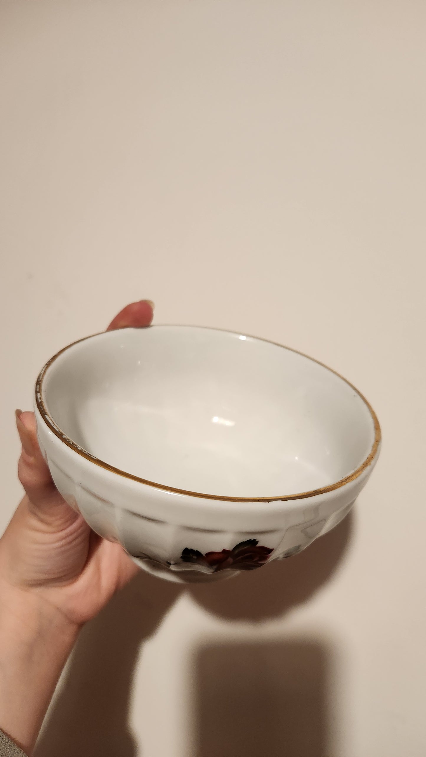 Set of 3 Vintage Naaman Porcelain Rose Bowls - Gold Rim
