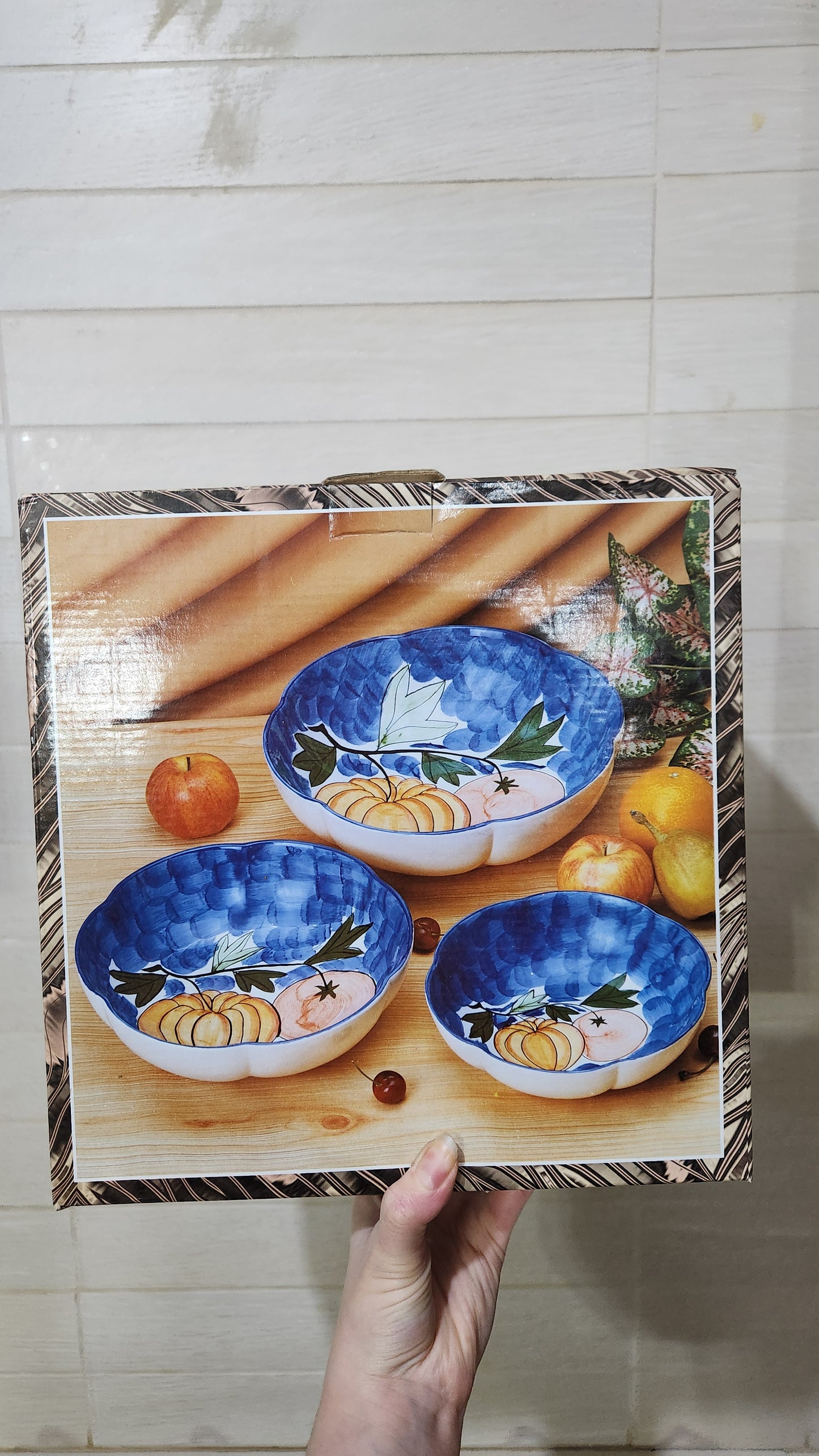 Lapid Ceramic Hand-Painted Nesting Bowls Set