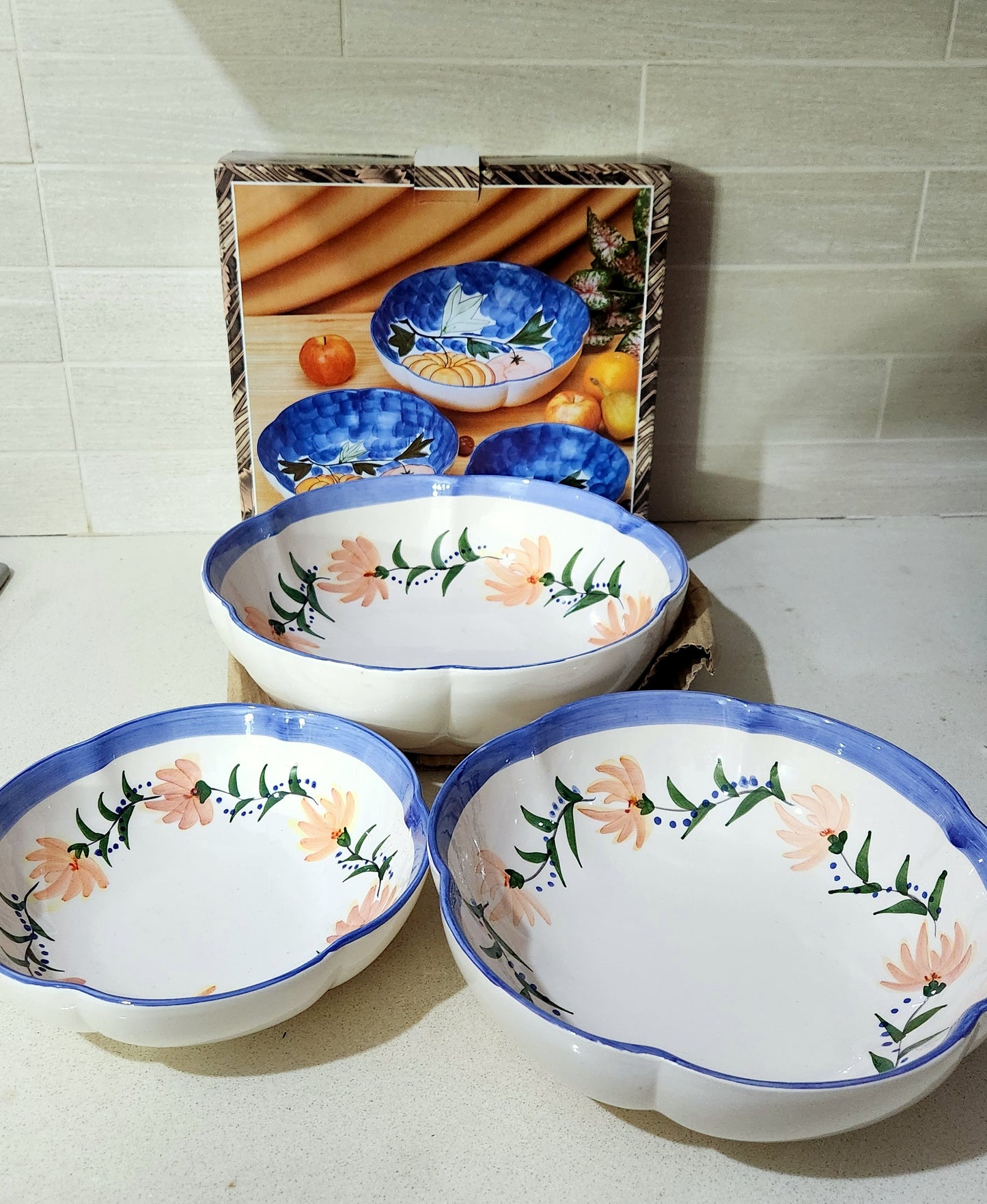 Lapid Ceramic Hand-Painted Nesting Bowls Set