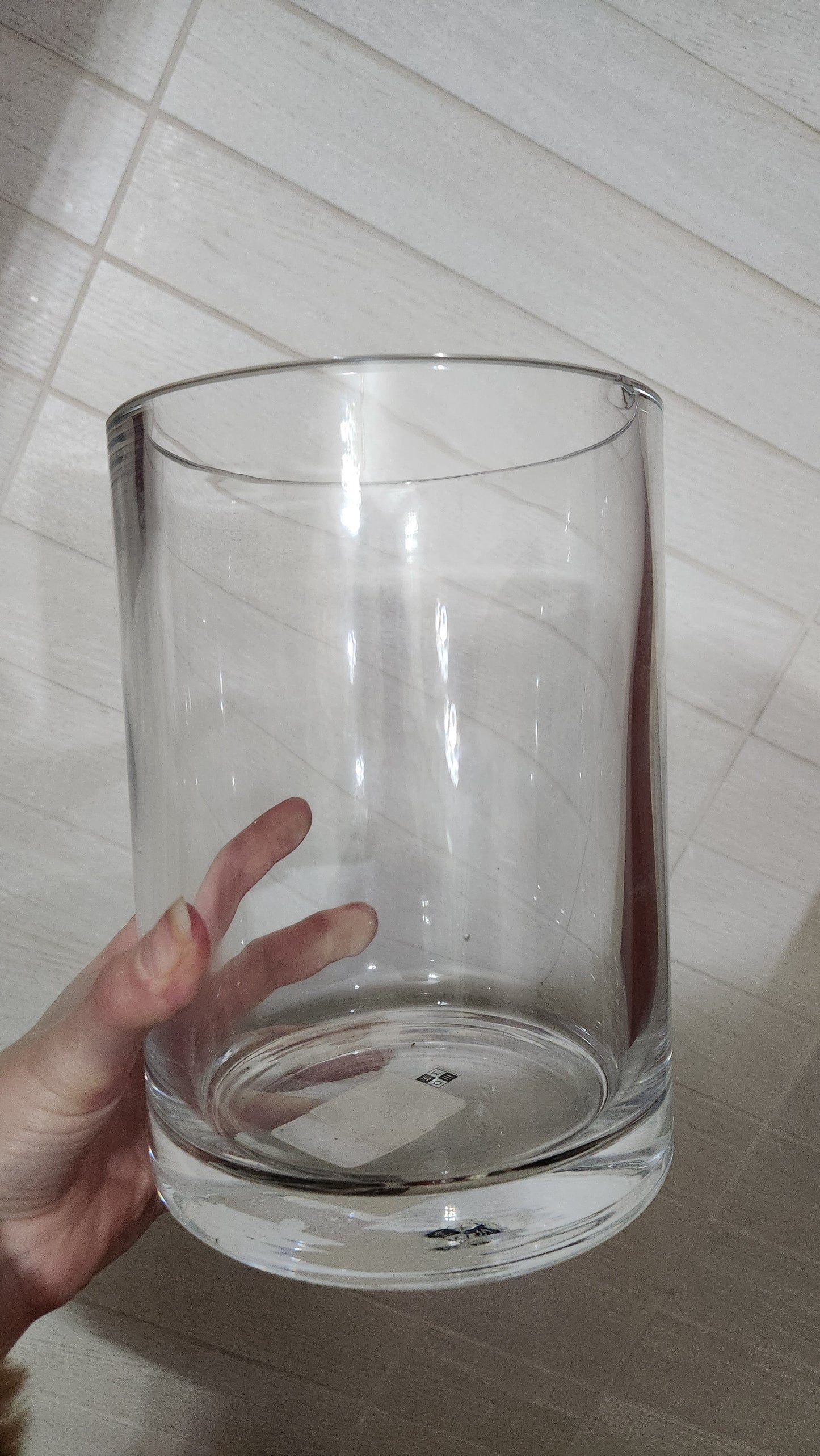 Modern Heavy-Duty Cylinder Glass Vase/candle holder - Thick Solid Base