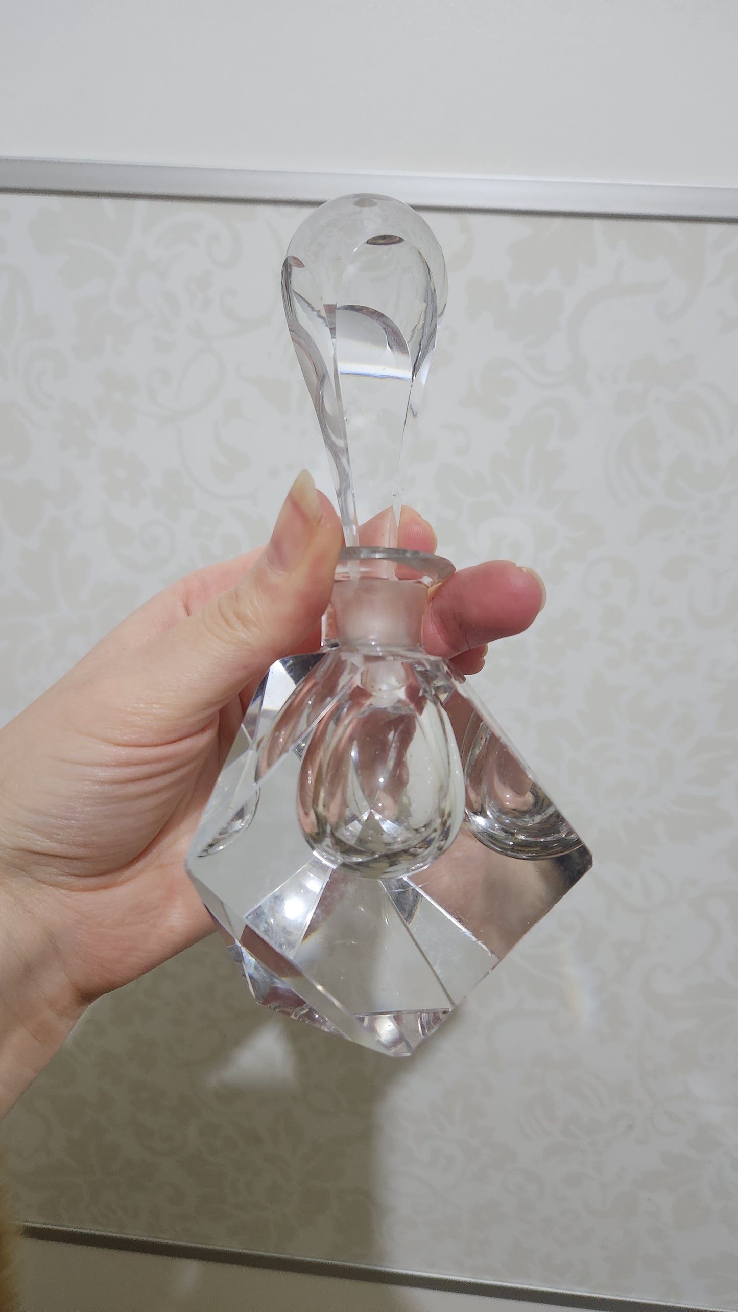Vintage Art Deco Style Crystal Perfume Bottle with Stopper