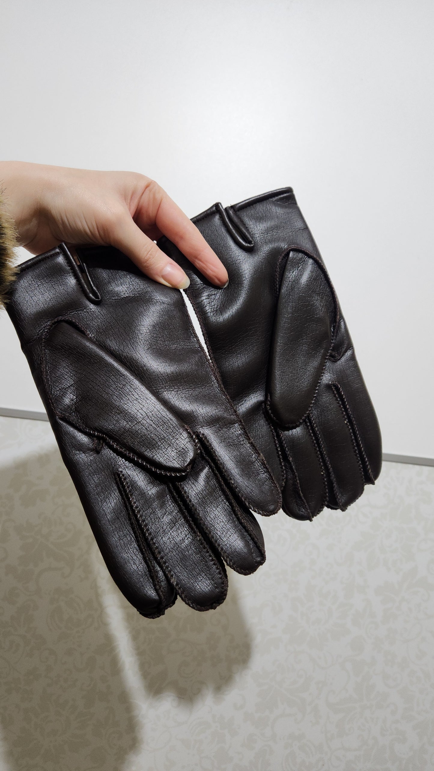 Vintage Hand-Stitched Dark Brown Faux Leather Gloves - Size M