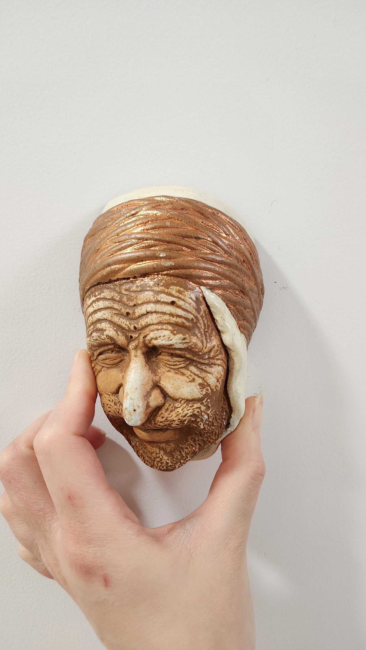 Bossons England Character Wall Mask
