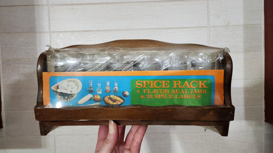 Mid-Century Modern Spice Rack Set - 6 Glass Jars & Labels