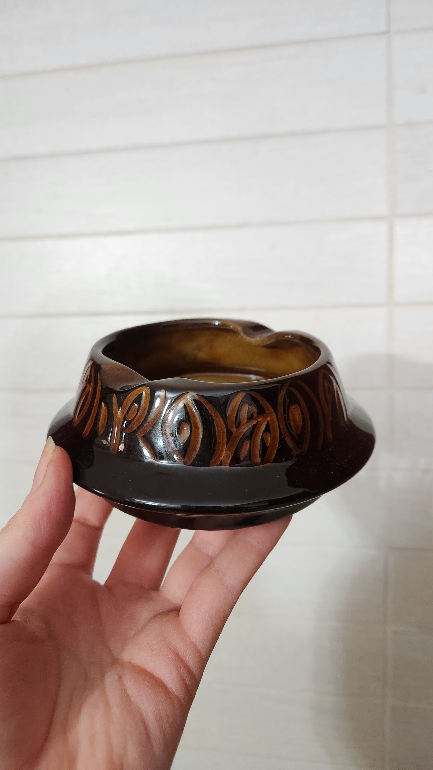 Palceramic Hand Painted Ceramic Ashtray - Brown Glaze