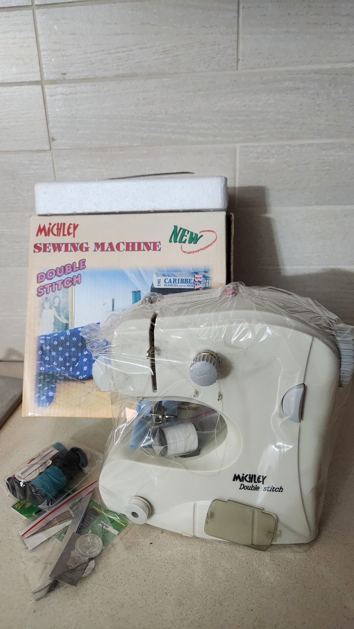 Michley Double Stitch mini sewing machine