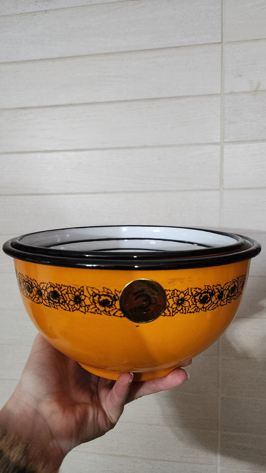 Set of 4 Romanian Enamelware Nesting Bowls - Orange & Black Floral