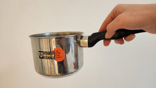 Vintage unused 1.5 liter soltam stainless steel pot