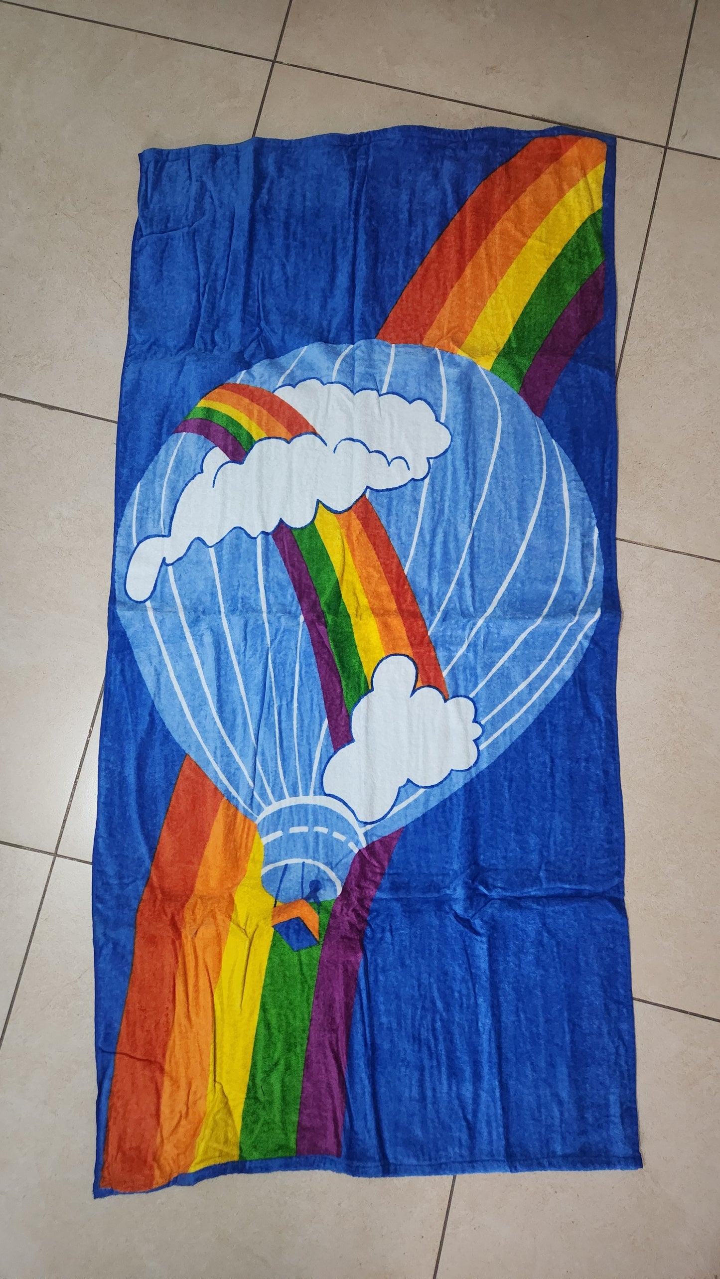 Vintage Rainbow Hot Air Balloon Beach Towel - Retro Art - 75x150cm