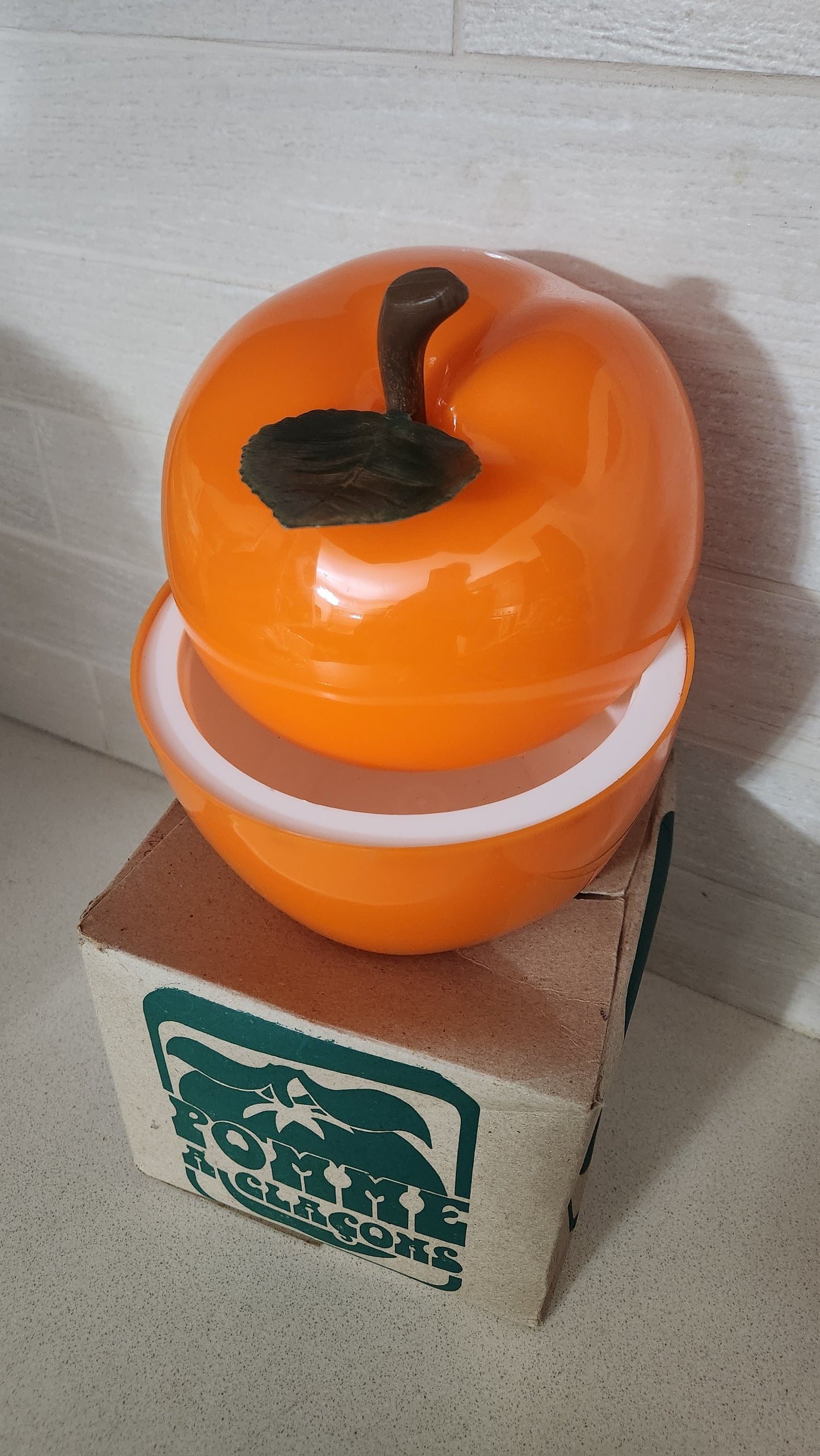 Vintage 1970s Orange Apple Ice Bucket - Pomme à Glaçons