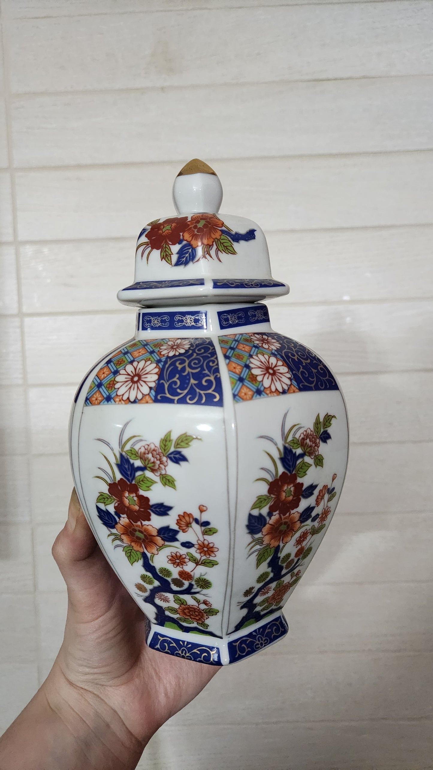 Japanese Kutani Style Hexagonal Ginger Jar with Lid