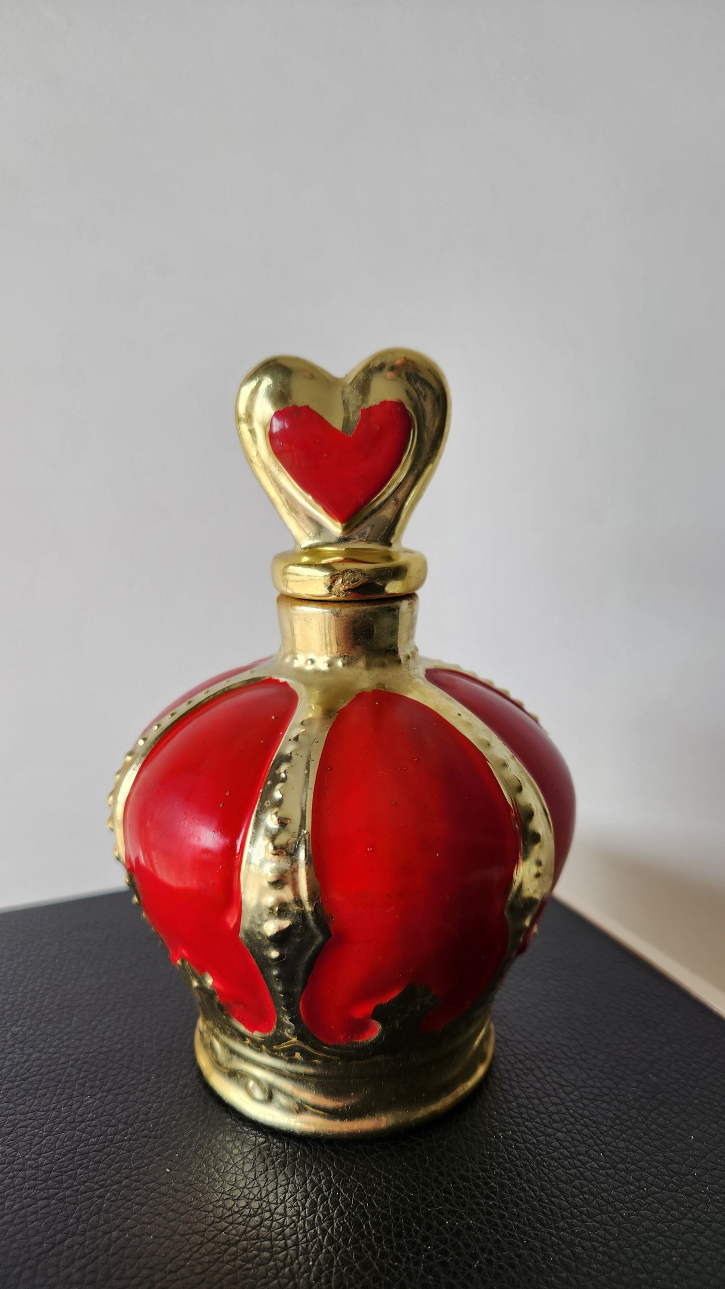 Vintage Crown Decanter with Heart Stopper – Red & Gold Ceramic Bottle