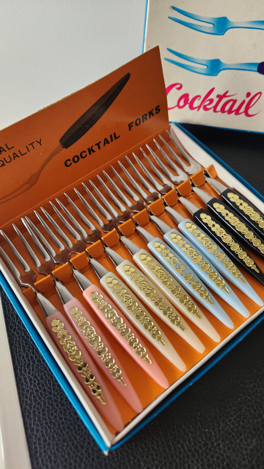 60s Fruit/Cocktail Knife Set