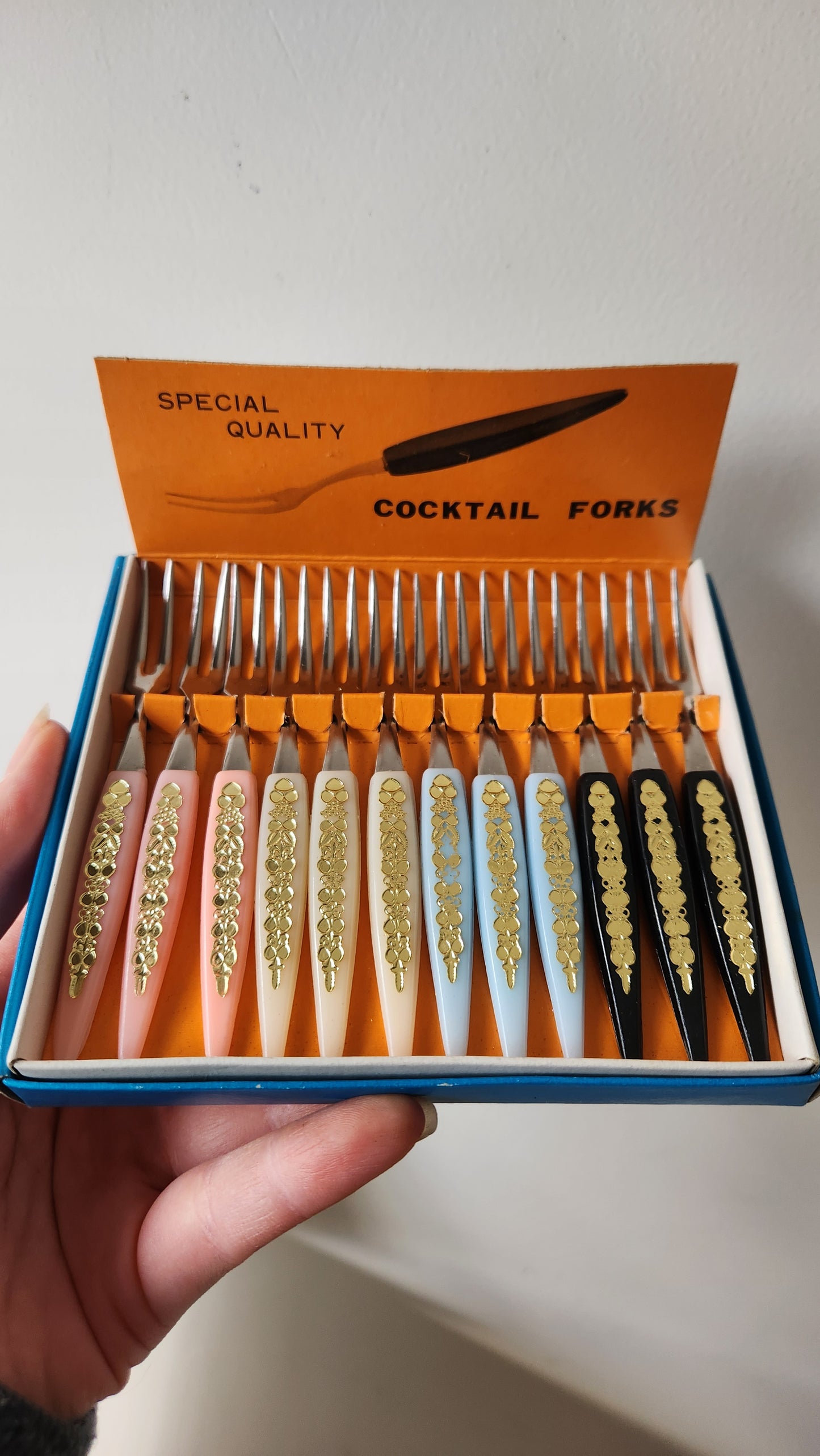 60s Fruit/Cocktail Knife Set