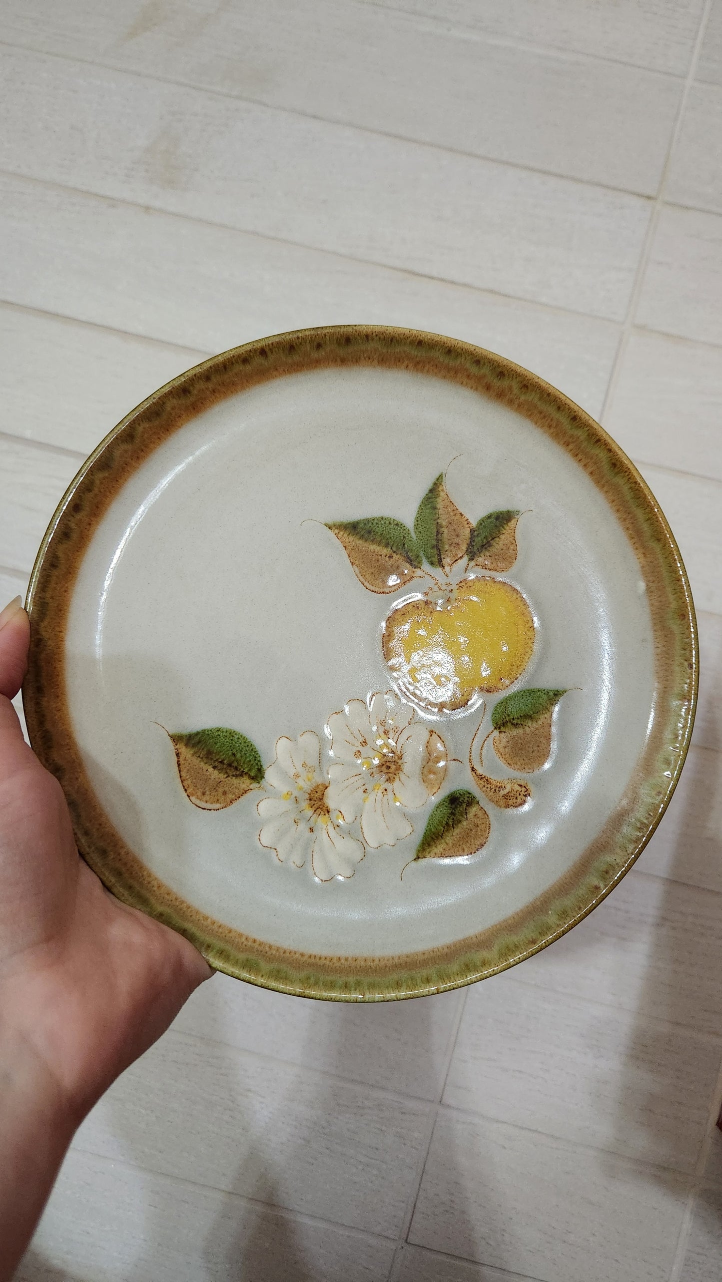 23 Pieces Schramberg SMF Germany "Anemone" Hand-Painted Majolica Set