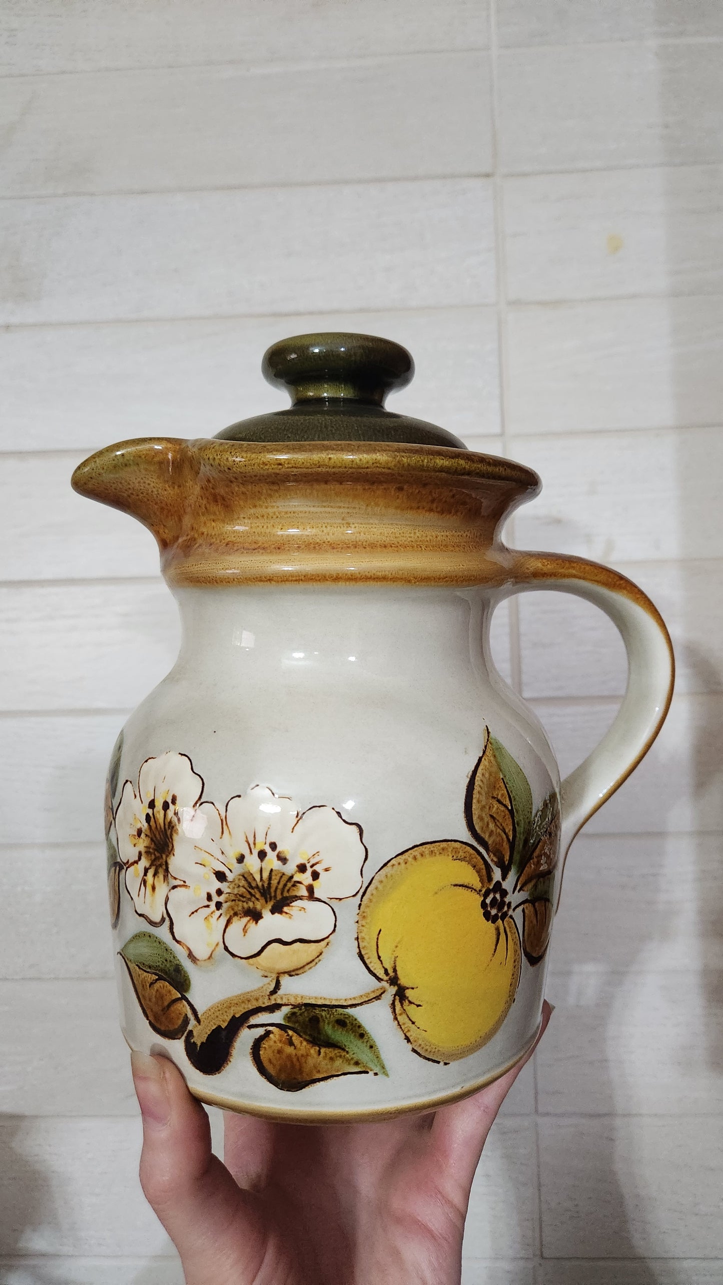 23 Pieces Schramberg SMF Germany "Anemone" Hand-Painted Majolica Set