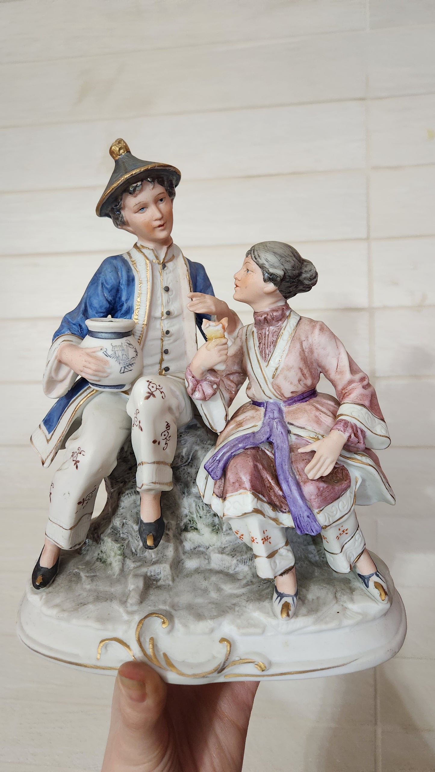 Chinoiserie Porcelain Figurine – Oriental Couple