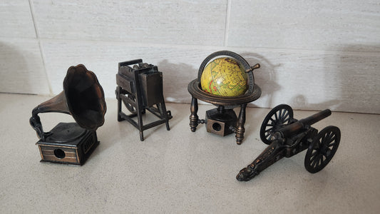 4 Vintage PlayMe Spain Diecast Miniature Pencil Sharpeners