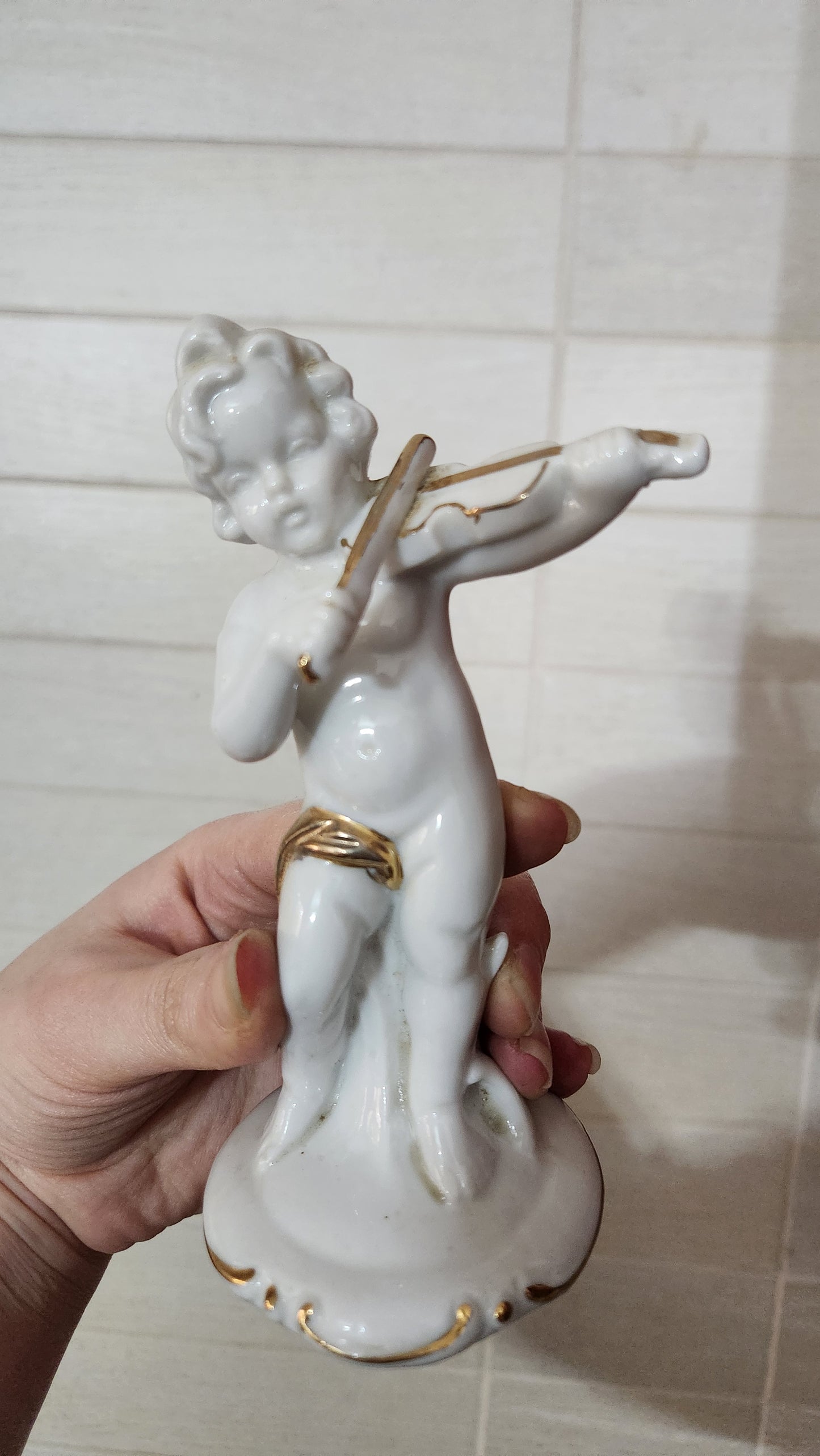 Set of 5 Vintage Fine Porcelain Musical Cherubs/Putti Figurines with Gold Gilt Detail – 14cm